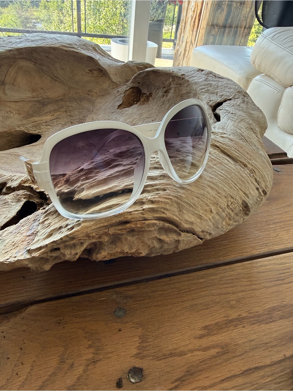Gucci White Oversized Sunglasses